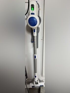 Cordless Rechargeable Vacuum Cleaner